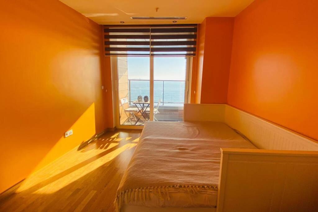 Lux 2 Room Suite Apartment With Seaview In Center Стамбул Экстерьер фото